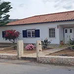 Dom wakacyjny Casa Dos Imos Alvados