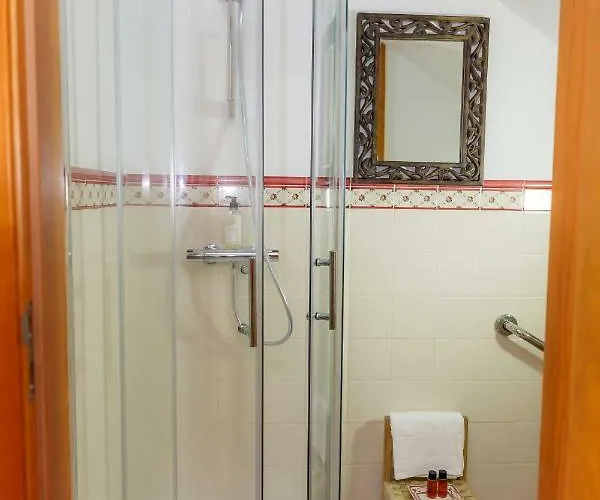 Casa Dos Imos Alvados